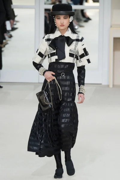 Look 56